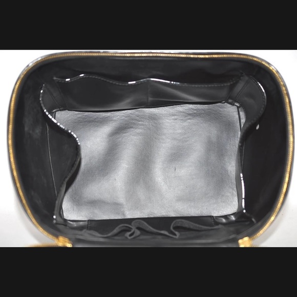 💯 Authentic Chanel Vanity Case - Picture 11 of 13